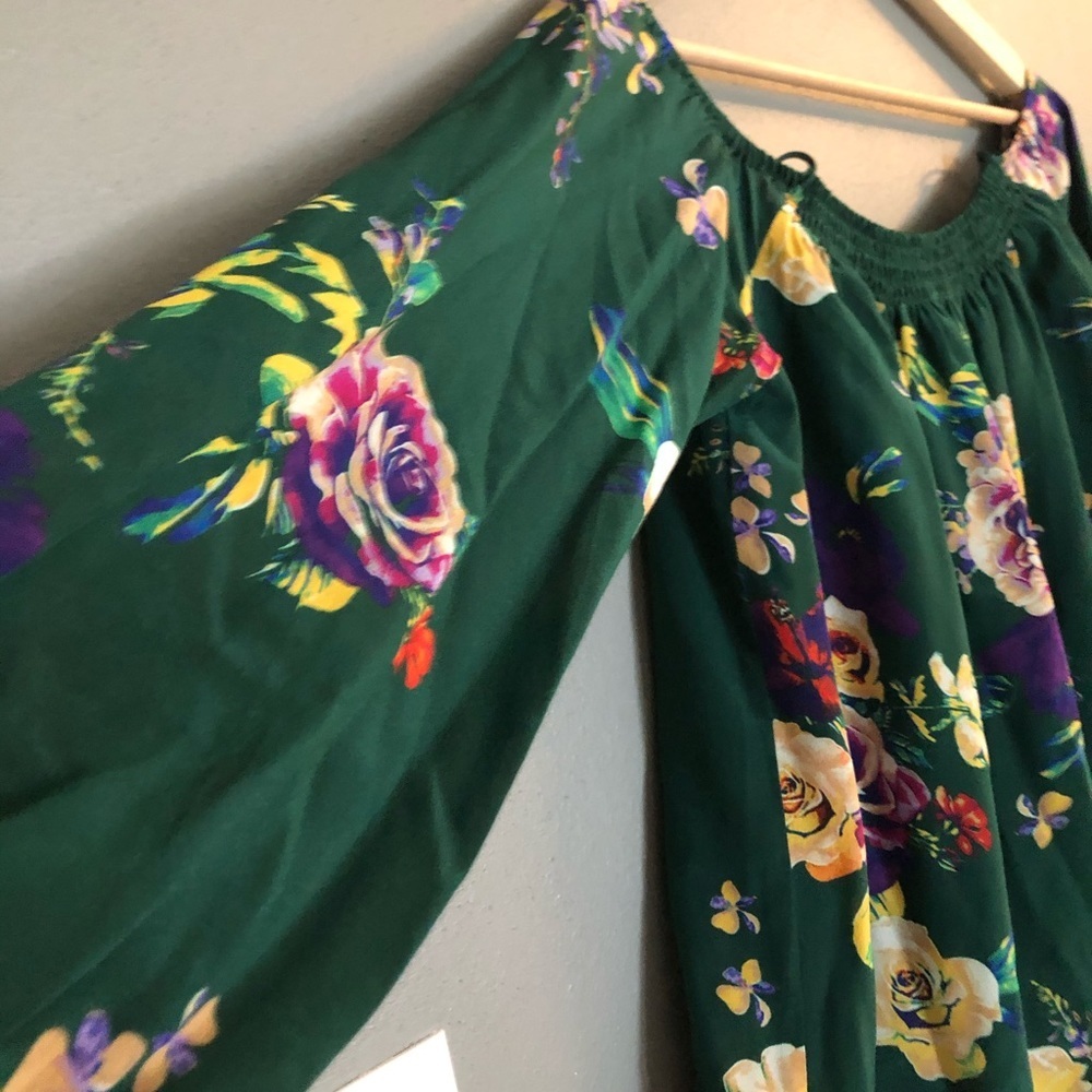 Anthropologie 100%‎ silk off the shoulder blouse - Picture 5 of 10